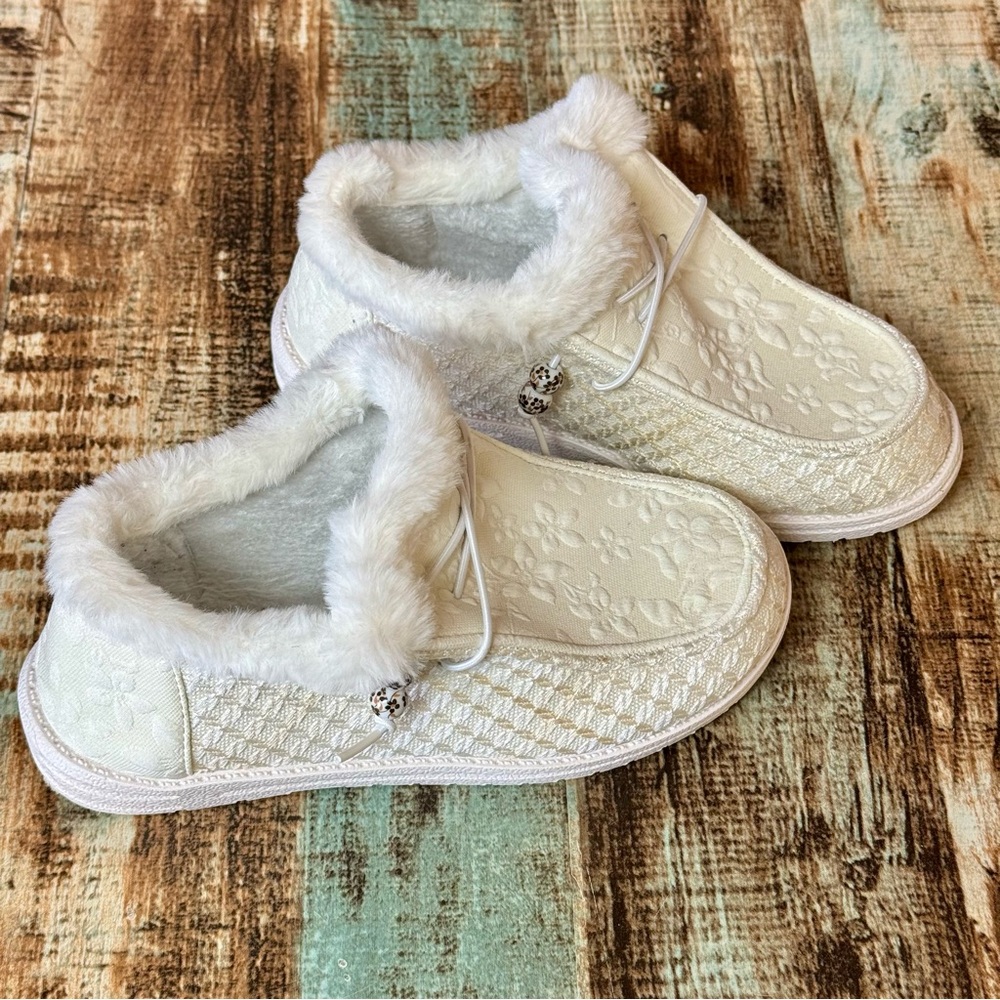 Women’s Slip On Faux Fur Shoes | #Z57 - Picture 3 of 13